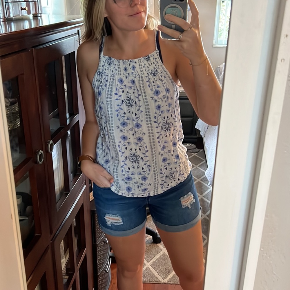 Old Navy Blue and White Floral Tank Medium